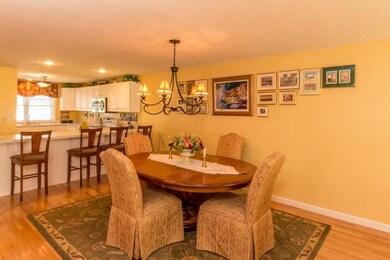 183 Bridle Cross Rd, Fitchburg, MA 01420 - photo 5