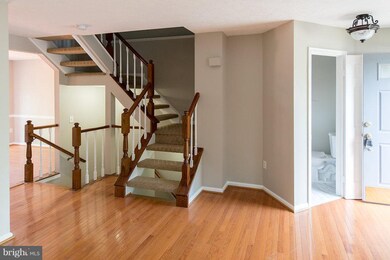 12441 Sky Blue Dr, Germantown, MD 20874 - photo 5