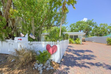 921 Lobster Lane (3)