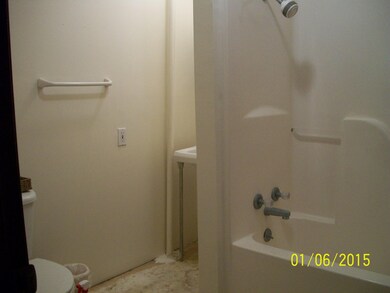hn1983-bath apt