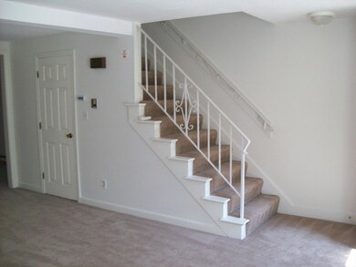 15 Hines Ct unit 2, Marblehead, MA 01945 - photo 2