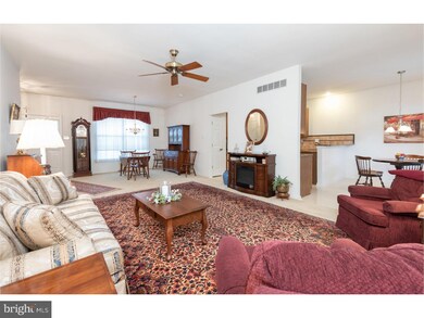 6 W Hunt Master Hollow unit 130, Glen Mills, PA 19342 - photo 4