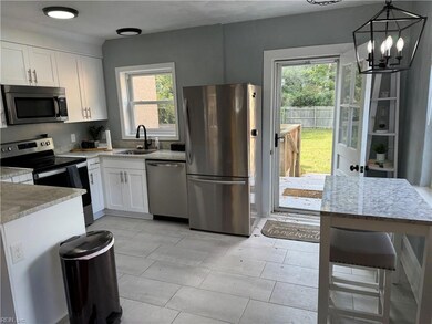 9525 Sherwood Place, Norfolk, VA 23503 - photo 4