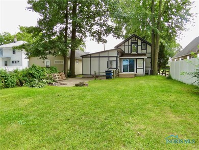 2614 Oak Grove Place, Toledo, OH 43613 - photo 2