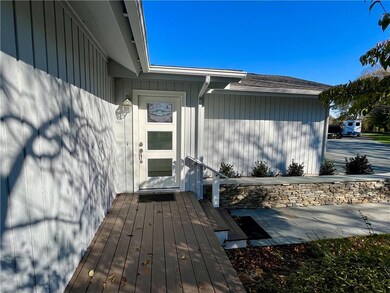 516 3rd Beach Rd, Middletown, RI 02842 - photo 5