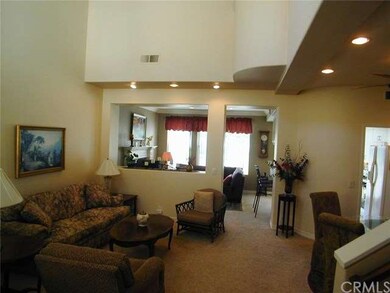 Upgraded Townhouse with Recessed Lighting in Forma