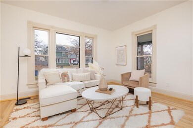 1060 26th St, Des Moines, IA 50311 - photo 3