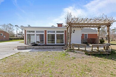 105 Club Ln, Jacksonville, NC 28546 - photo 4