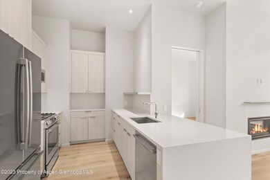 Kitchen and Bar