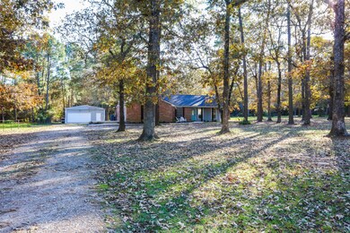 359 Ridgewood Dr, Magnolia, TX 77355 - photo 2