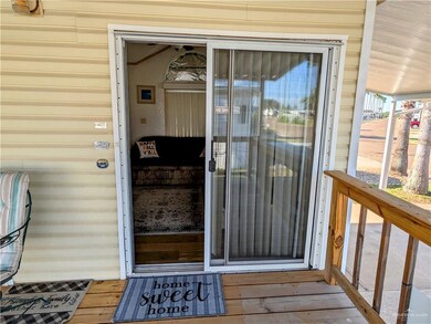 205 Bobolink Cir N, Palmview, TX 78572 - photo 5