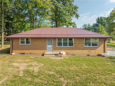 22762 Mountz Rd, Minerva, OH 44657 - photo 2