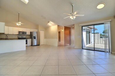 9788 Boca Gardens Cir N unit D, Boca Raton, FL 33496 - photo 4