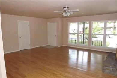 21 Little Dr, Bella Vista, AR 72715 - photo 2