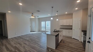 897 Chase Ave, Cleburne, TX 76031 - photo 6