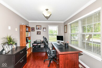 Private home office/den