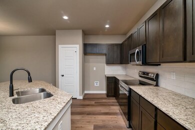 9893 Grosbeak Ln, Magnolia, TX 77354 - photo 6