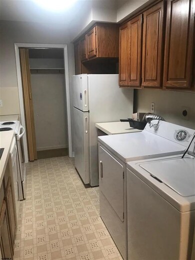 208 Vail Ct unit 208 Vail, Mays Landing, NJ 08330 - photo 5