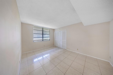 2601 S Palm Aire Dr unit 212, Pompano Beach, FL 33069 - photo 6