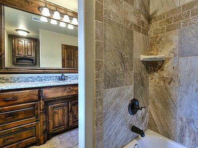 Master Bath/Spa.
