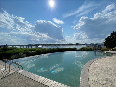 341 Thames St unit 202, Bristol, RI 02809 - photo 2