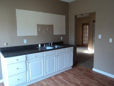 1522 Pearl St, Anderson, IN 46016 - photo 2