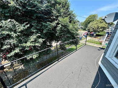499 West Ave unit UPPER, Buffalo, NY 14213 - photo 2