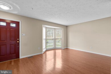 9548 Oakhurst Dr, Columbia, MD 21046 - photo 4