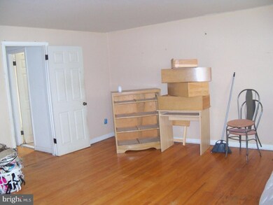 3903 Gideon Rd, Brookhaven, PA 19015 - photo 5