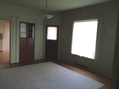 302 W Chestnut St, Malden, IL 61337 - photo 4