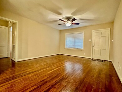 1718 Nina Lee Ln, Houston, TX 77018 - photo 7