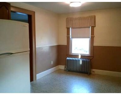 884 Waverly St unit 2, Framingham, MA 01702 - photo 4