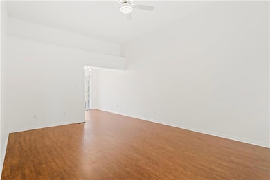 600 Andypaul Ct unit 602, Raymore, MO 64083 - photo 5