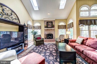 13187 Ashvale Dr, Fairfax, VA 22033 - photo 6