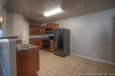 5809 S 34th St, Broken Arrow, OK 74014 - photo 5