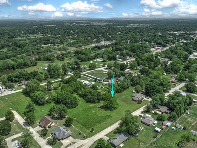 0 W 6th St, Okmulgee, OK 74447 - photo 4