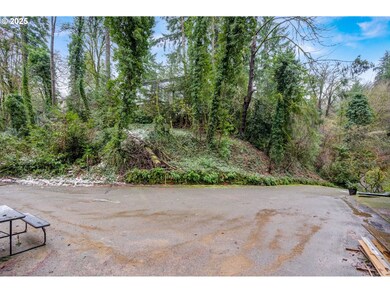 3032 SW Nottingham Dr, Portland, OR 97201 - photo 7