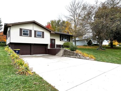 715 4th Ave NW, Plainview, MN 55964 - photo 2