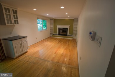 8088 Winding Way Ct, Springfield, VA 22153 - photo 2