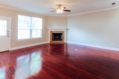 911 Spring Valley Plaza, Richardson, TX 75080 - photo 4