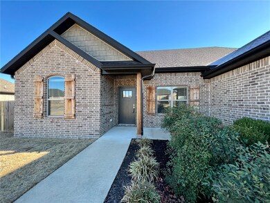 650 Captain Hopkins St, Prairie Grove, AR 72753 - photo 2