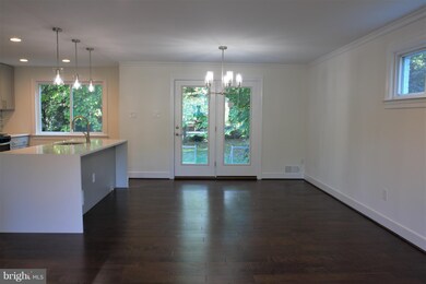 4204 Heathfield Rd, Rockville, MD 20853 - photo 5