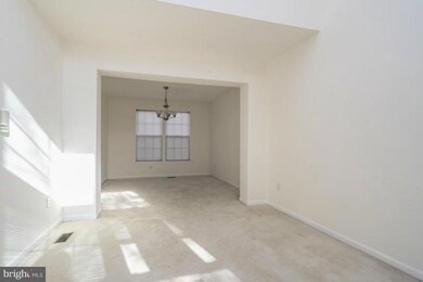 9609 Wesland Cir, Randallstown, MD 21133 - photo 7