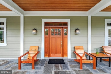 2136 Powhatan St, Falls Church, VA 22043 - photo 5