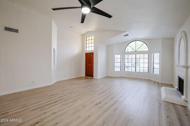 33 E Caroline Ln, Tempe, AZ 85284 - photo 5