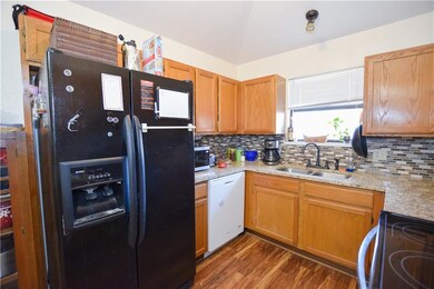 917 N Blackwelder Ave, Edmond, OK 73034 - photo 4