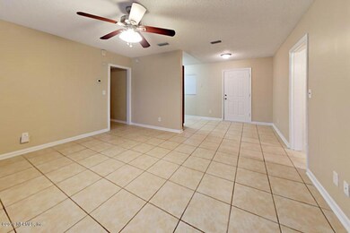 8915 Joseph Ct, Jacksonville, FL 32216 - photo 3