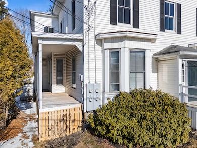 37 Court St, Bath, ME 04530 - photo 4