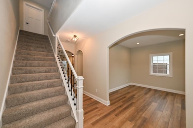 11388 W Tess Creek St, Franklin, WI 53132 - photo 4