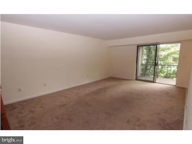 46 Kearney Dr, North Wales, PA 19454 - photo 2